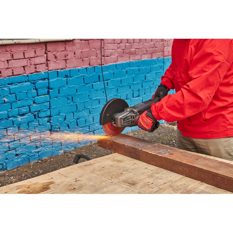 Угловая шлифмашина ELITECH AG 2523E (E2213.051.00)