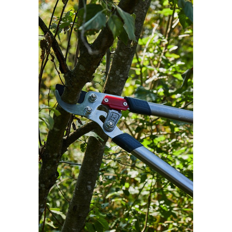 Сучкорез  плоскостной усиленный ELITECH Garden GCT17