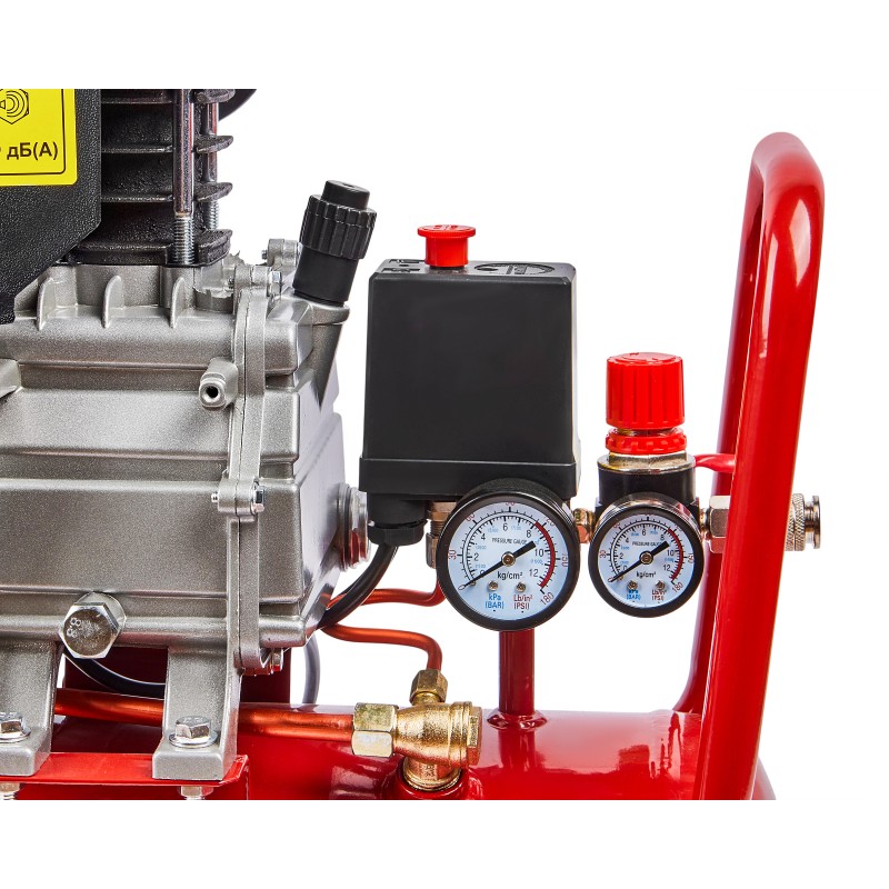 Компрессор коаксиальный масляный Elitech КМ 200-24