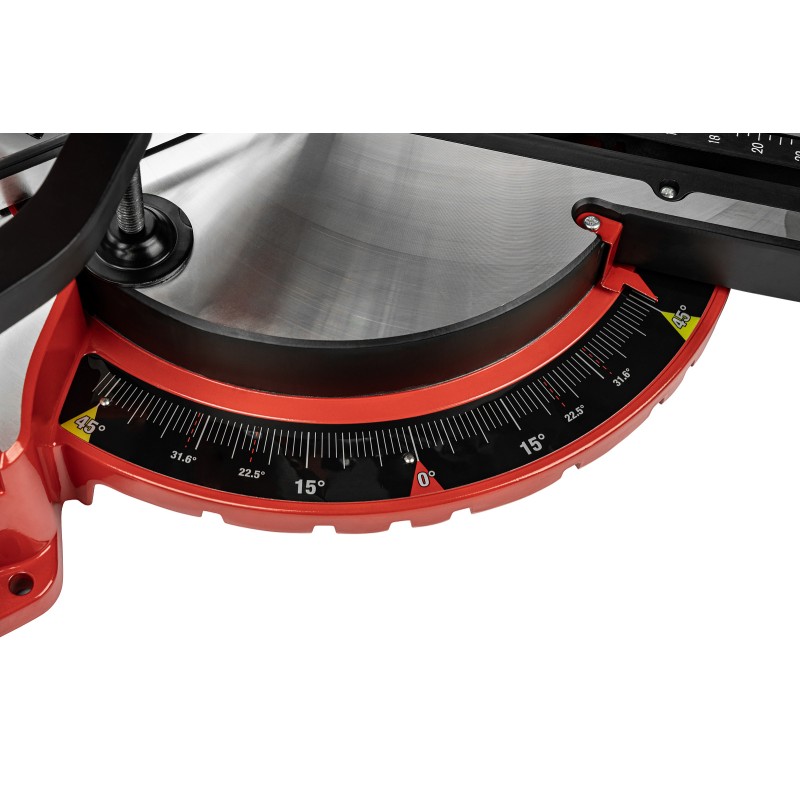 Пила торцовочно-усовочная Elitech ПТ 2030КРС (E2006.011.00)