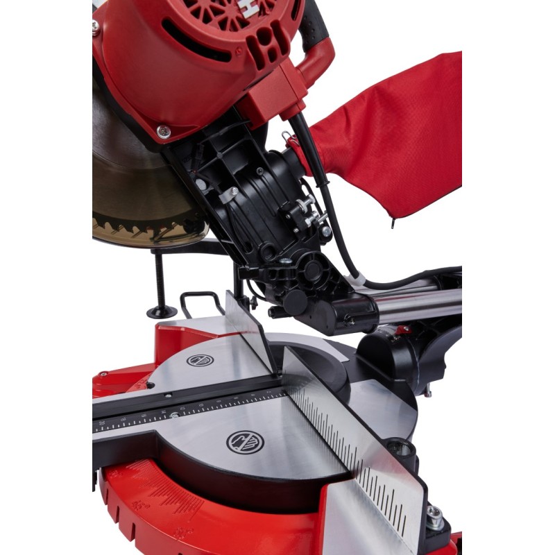 Пила торцовочная Elitech ПТ 1825КУ (Е2006.002.00)