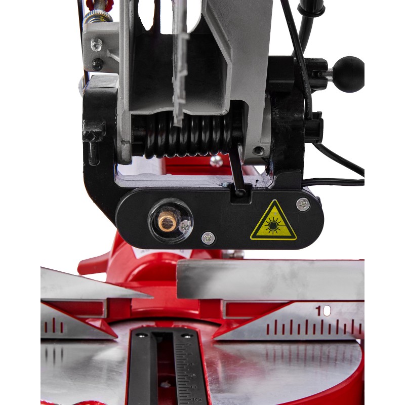 Торцовочная пила Elitech ПТ 825К